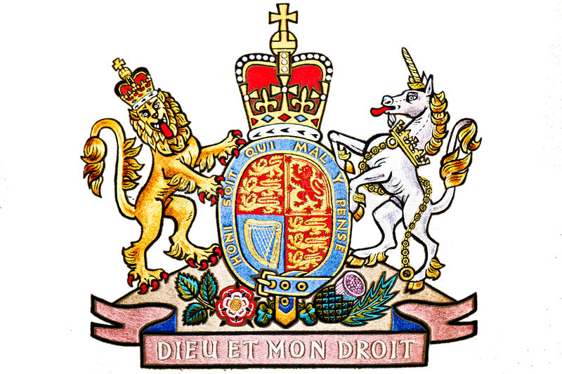 united-kingdom-emblem-isolated-white-21725335.jpg